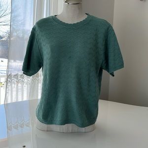 Trico Club knit sweater size medium